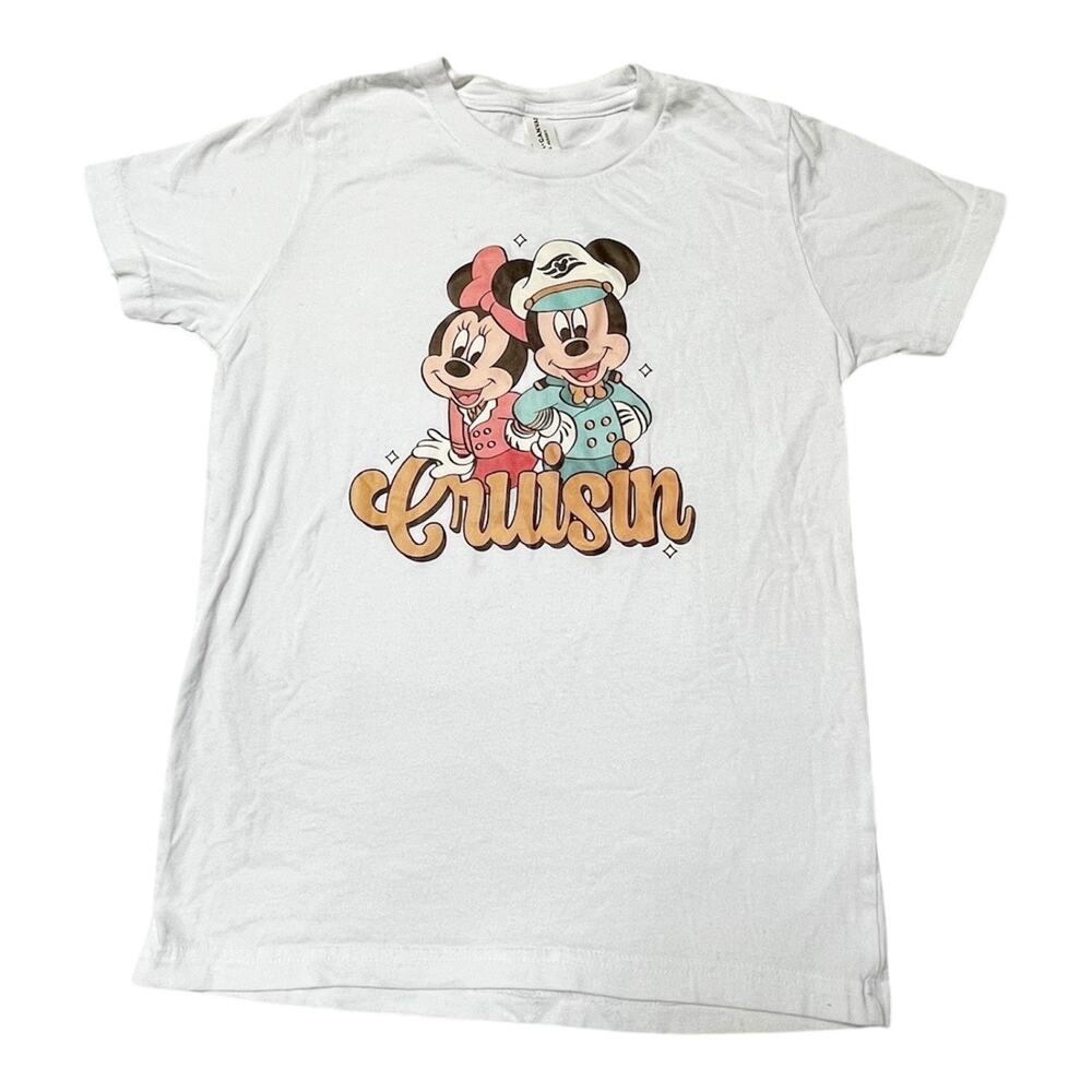Disney Cruisin’ Mickey Mouse and Minnie Graphic Tee Size M